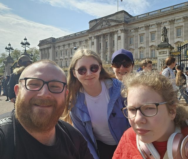 VSC Respite & Welfare Break Helps One Family Travel Together image